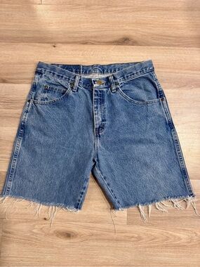 Vintage Wrangler Cutoff Denim Shorts | Men’s 33 | Medium Wash
